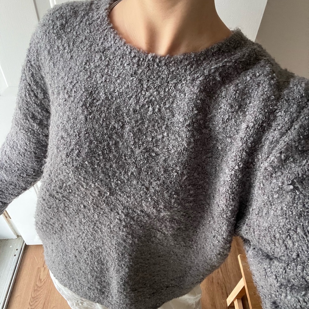 Elie Tahari Cozy Gray Women's Sweater Size Large